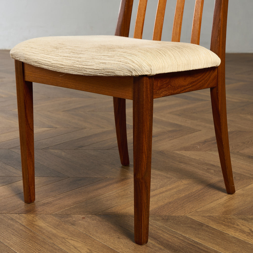 スラットバックチェア (4540)