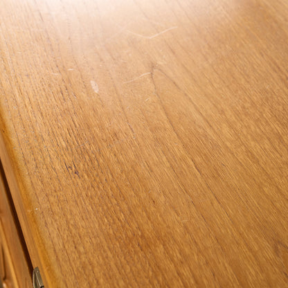 十字扉 ヴィンテージ サイドボード