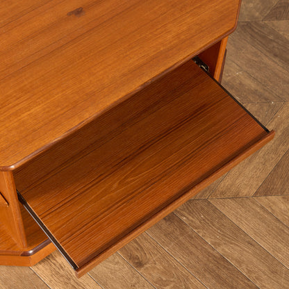 ジープラン G-PLAN ヴィンテージ コーナー キャビネット  AVボード #91630