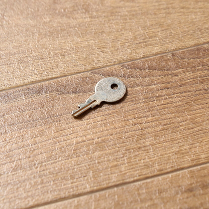 ヴィンテージ ハイサイドボード