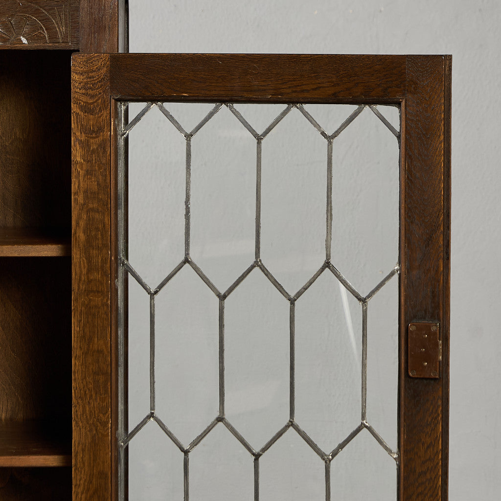 ガラス キャビネット