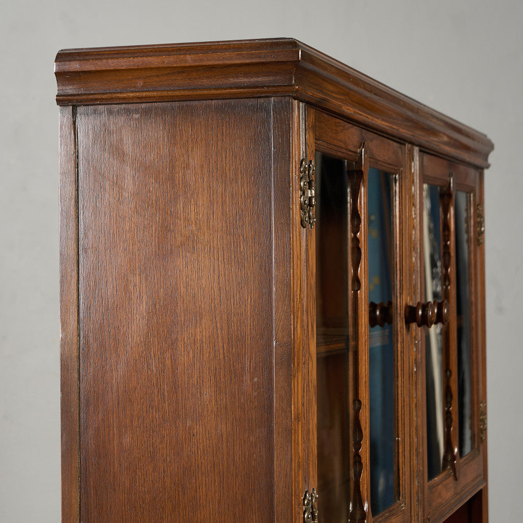 Gomme Furniture Wycombe ガラス キャビネット