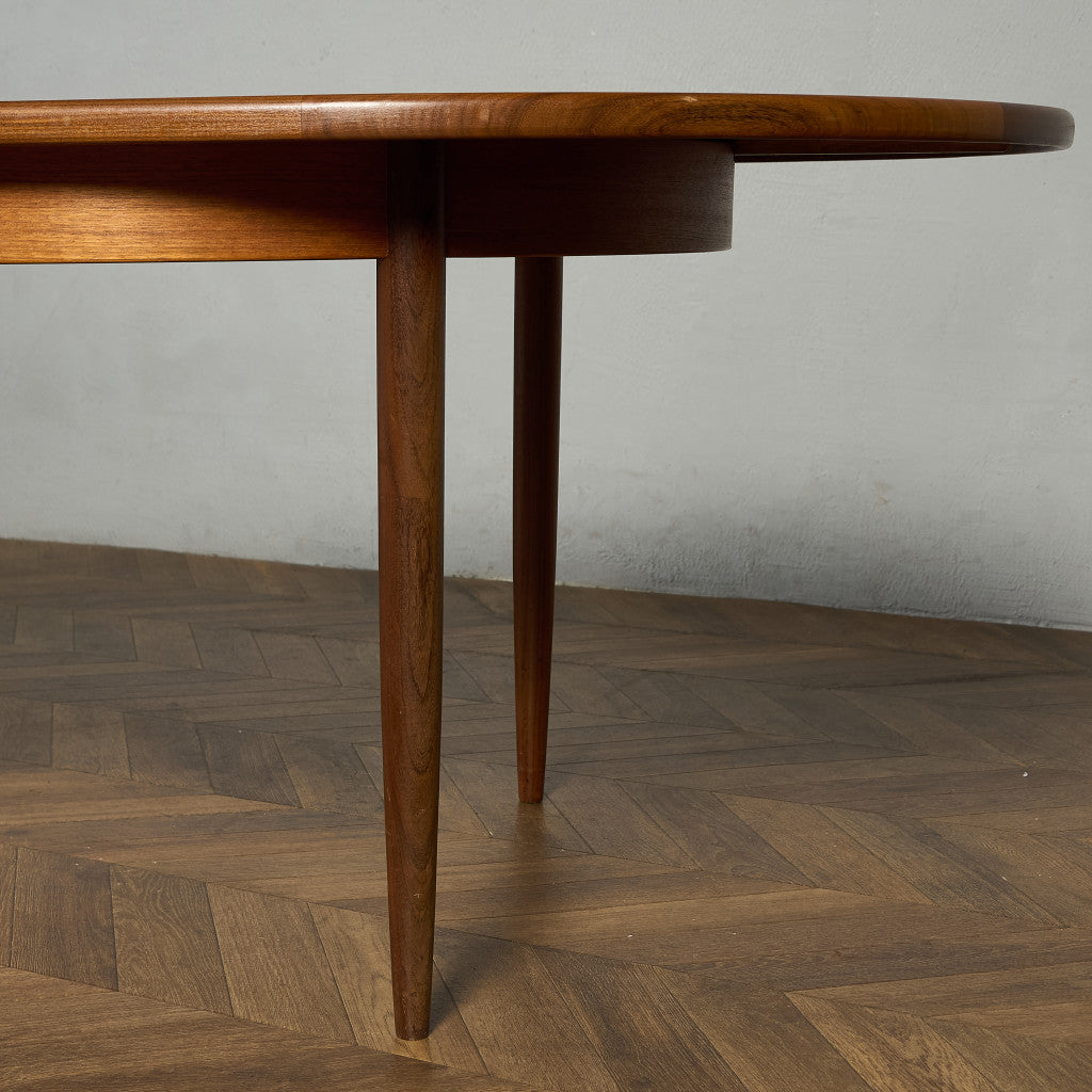 ヴィンテージ エクステンション オーバルダイニングテーブル