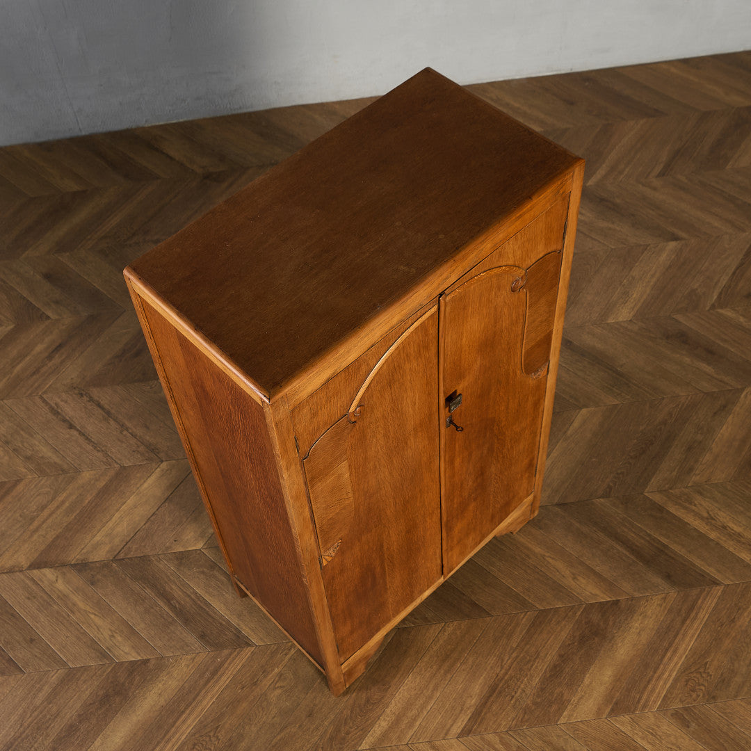 英国 クラシック アールデコ 様式 ジェンツローブ ワードローブ