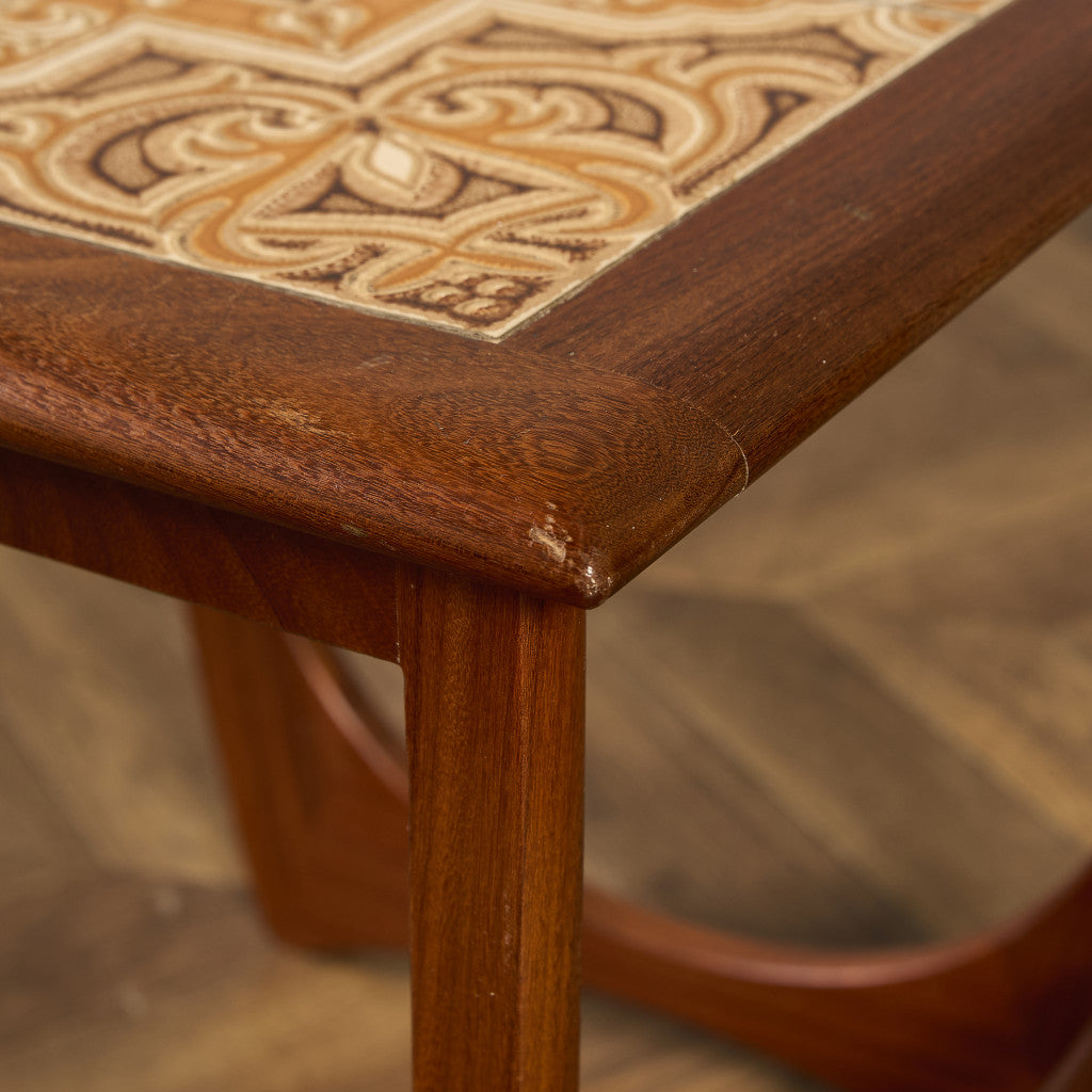 Astro ヴィンテージ タイルトップ ネストテーブル (3552D)