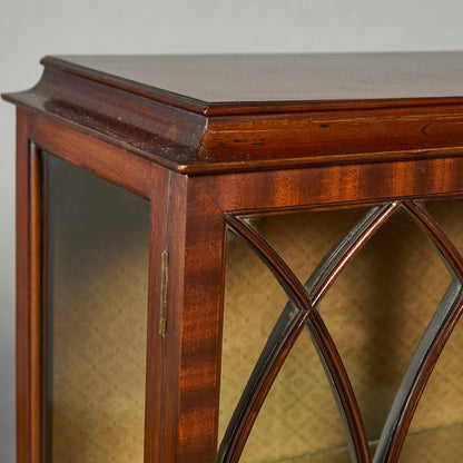 英国 クラシック ディスプレイ ガラス キャビネット #91846