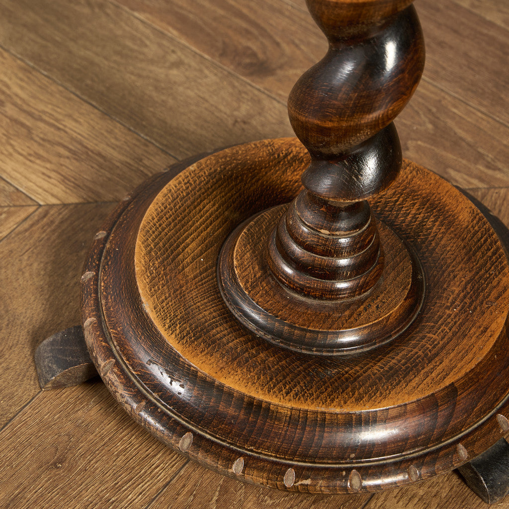 サイドテーブル