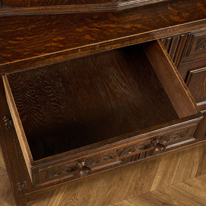 英国 クラシック コートカップボード