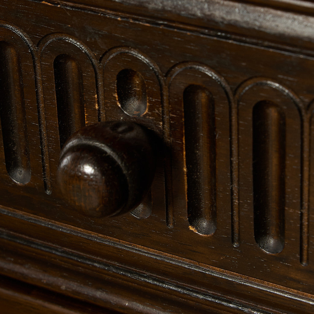 英国 クラシック コートカップボード