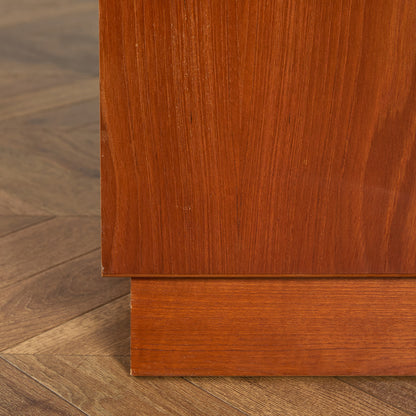 Fresco ナイトテーブル