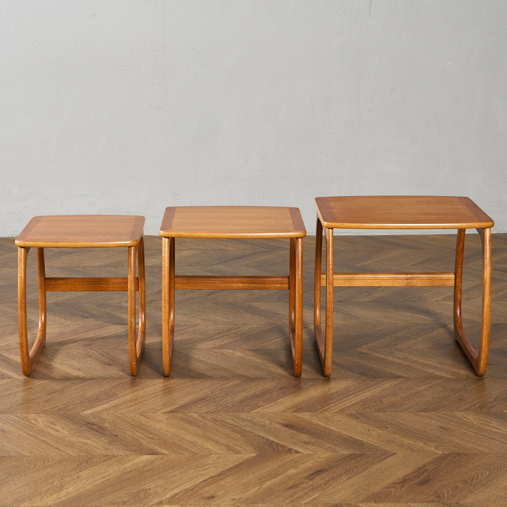 Burlington ネストテーブル