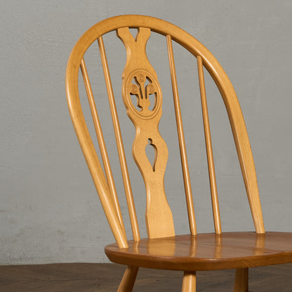 シスルバックチェア ゴールドメタルラベル