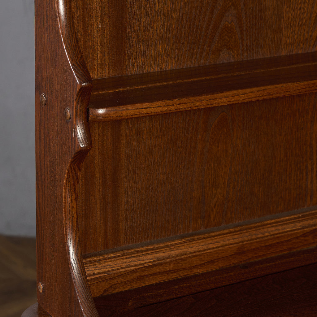 オールドコロニアル ウェルシュドレッサー エンボスゴールドメタルラベル