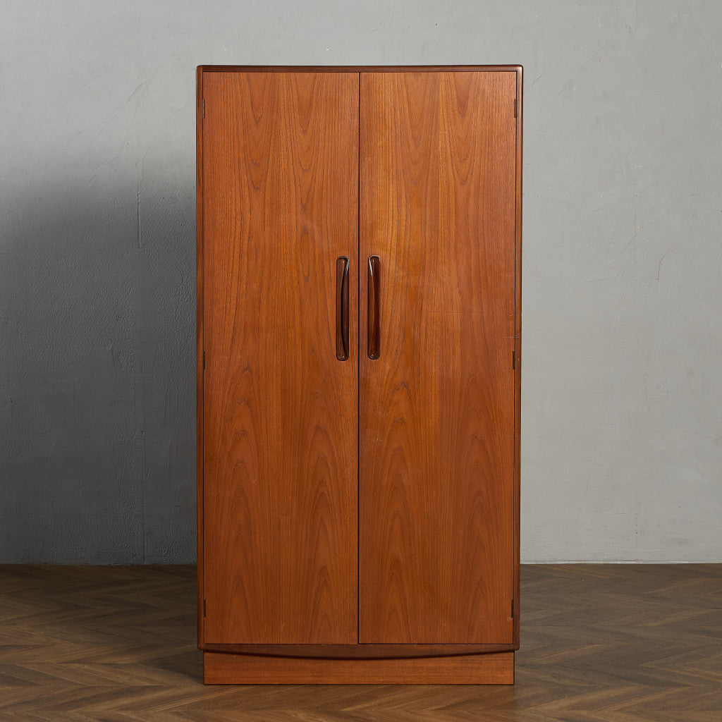 Fresco 2ドア ワードローブ (2100D)