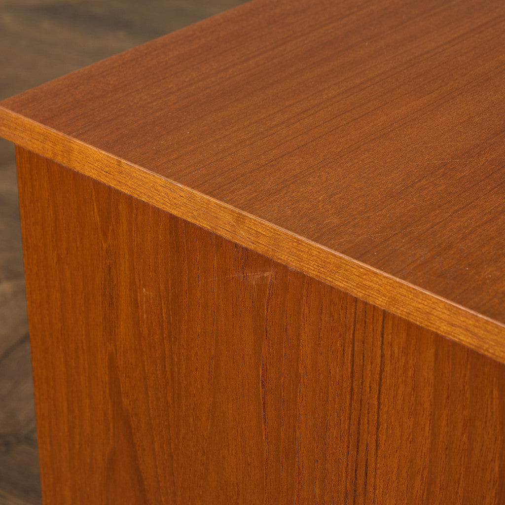 Albany ヴィンテージ 2段サイドチェスト (2673D)