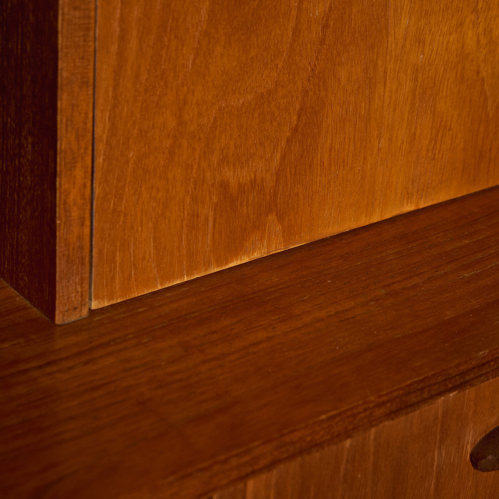 Brasilia ハイ サイドボード