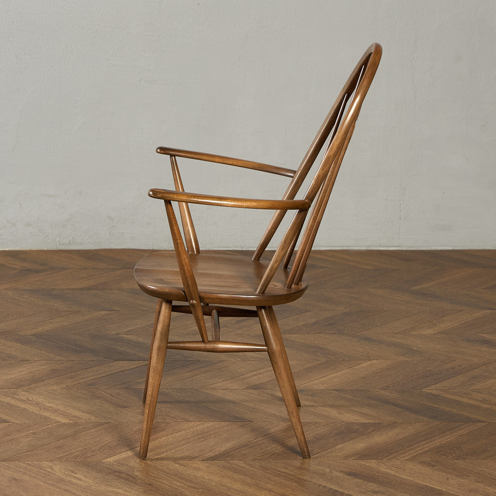 スワンバック アームチェア