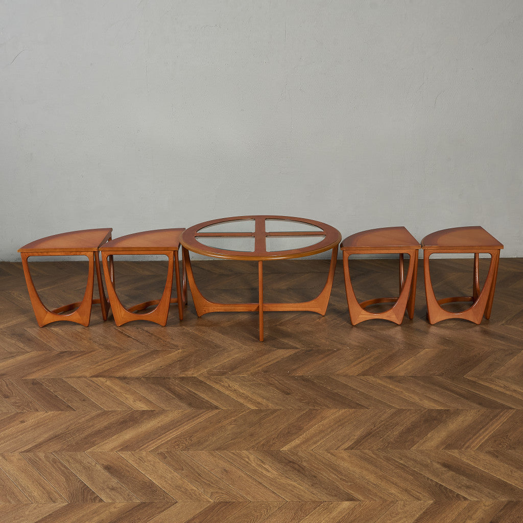 ヴィンテージ ガラストップ ネスト コーヒーテーブル