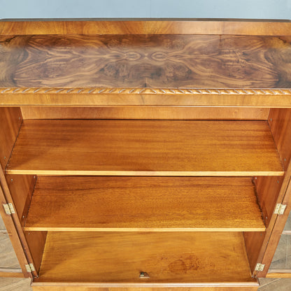 英国クラシック ウォールナット材 ブックケース / 食器棚