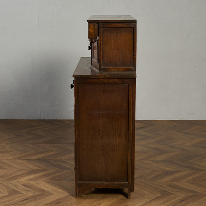 英国 クラシック コートカップボード