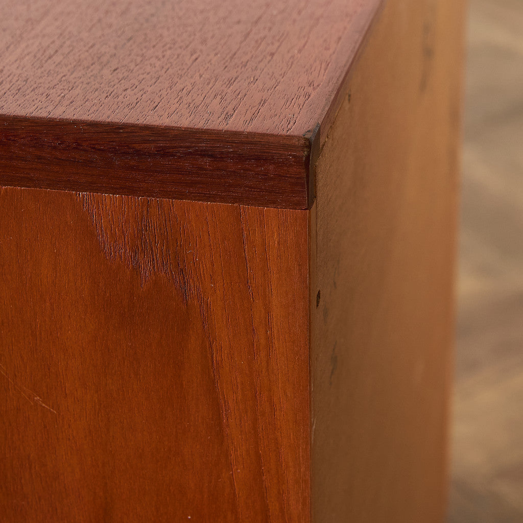 Fresco ナイトテーブル