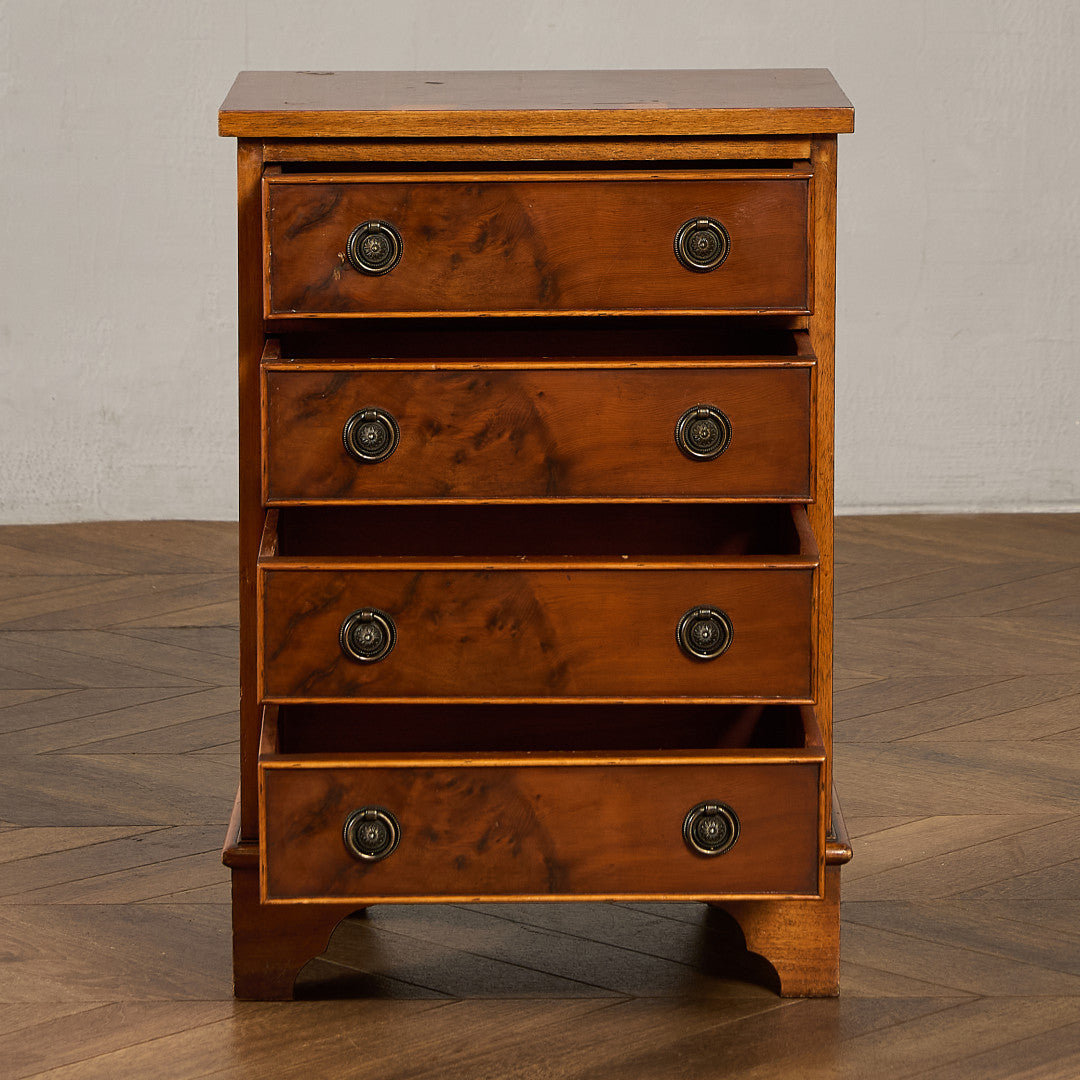 英国 クラシック サイドチェスト #96762 – camori ヴィンテージ家具