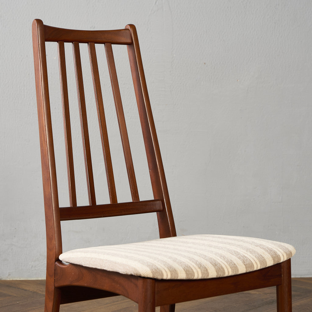 ヴィンテージ スラットバックチェア 座面張替え済み