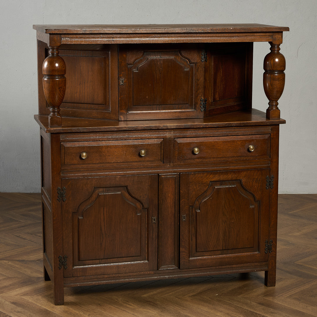 英国 クラシック コートカップボード 食器棚