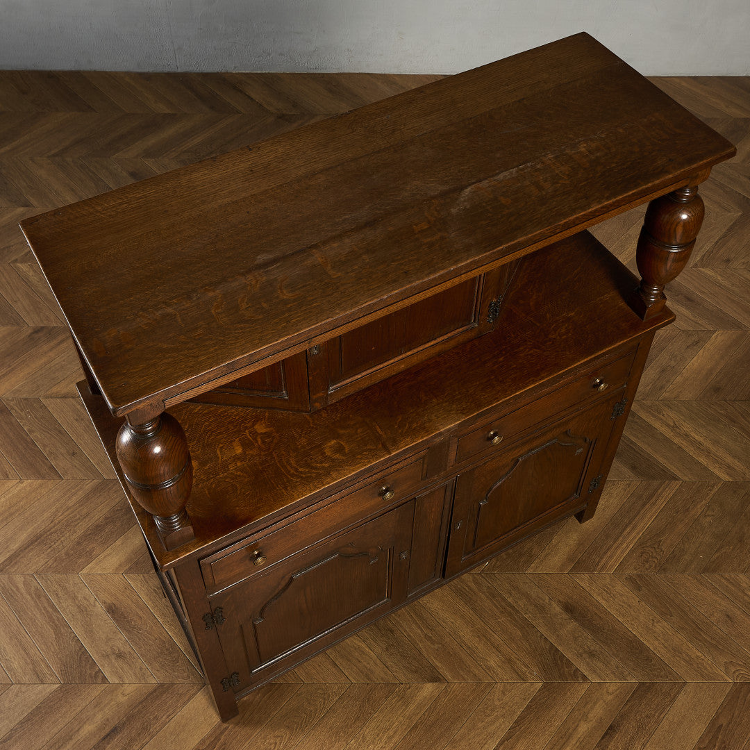 英国 クラシック コートカップボード 食器棚