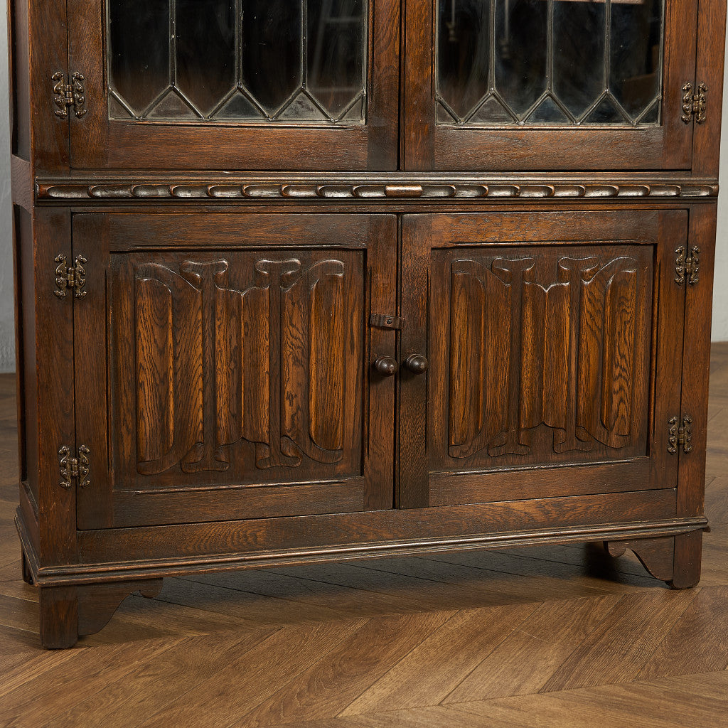 ガラス キャビネット