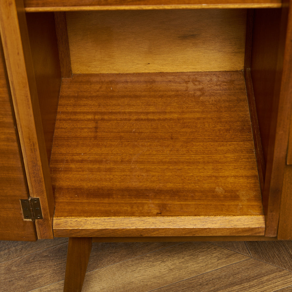 英国ヴィンテージ サイドボード