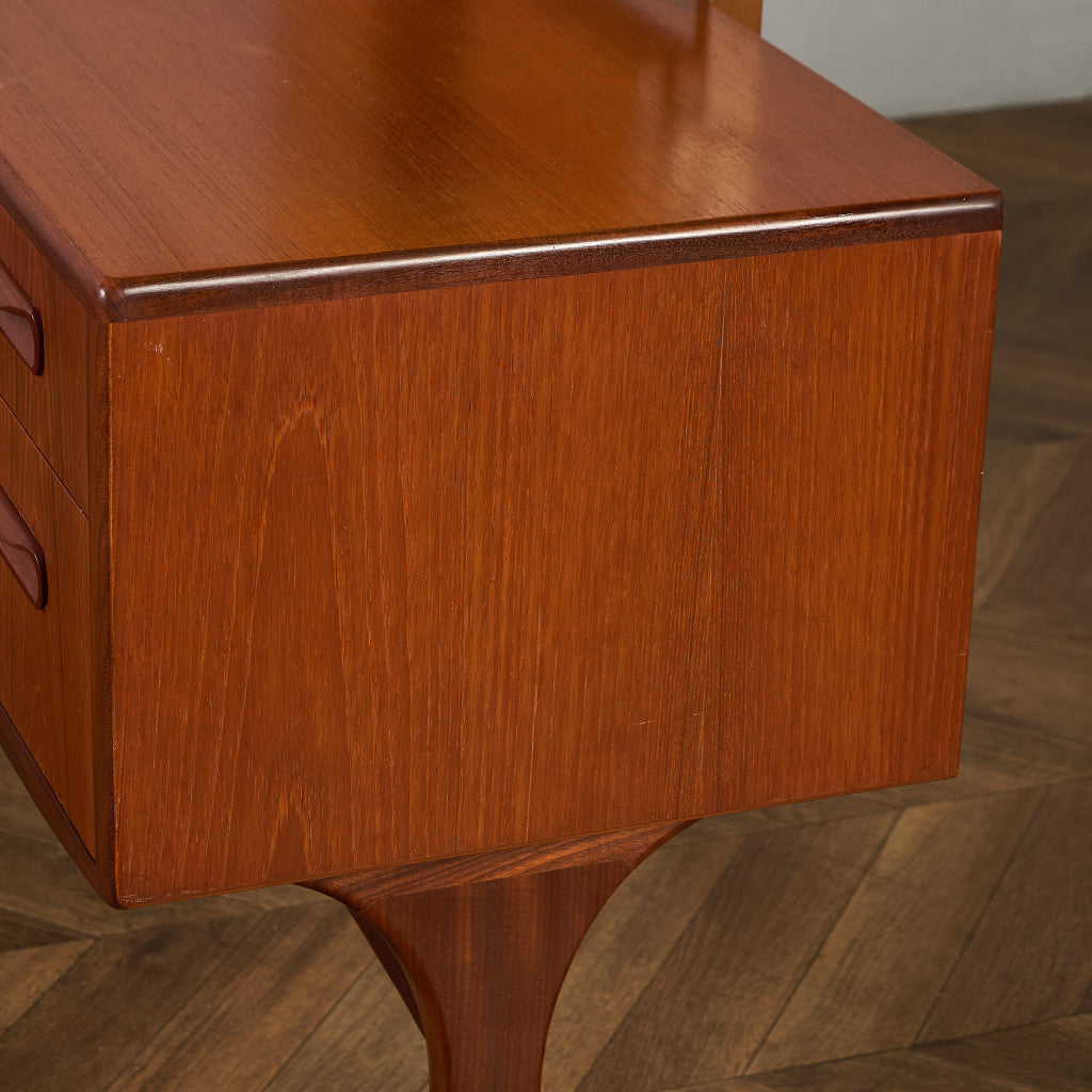 ニューフレスコ ドレッシングデスク (1986)