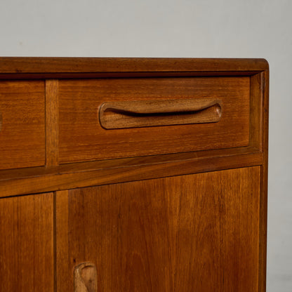 Fresco ヴィンテージ 脚付き サイドボード (4072)