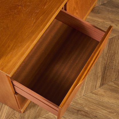 A Quinn (Sales) Ltd ヴィンテージ ウォールユニット