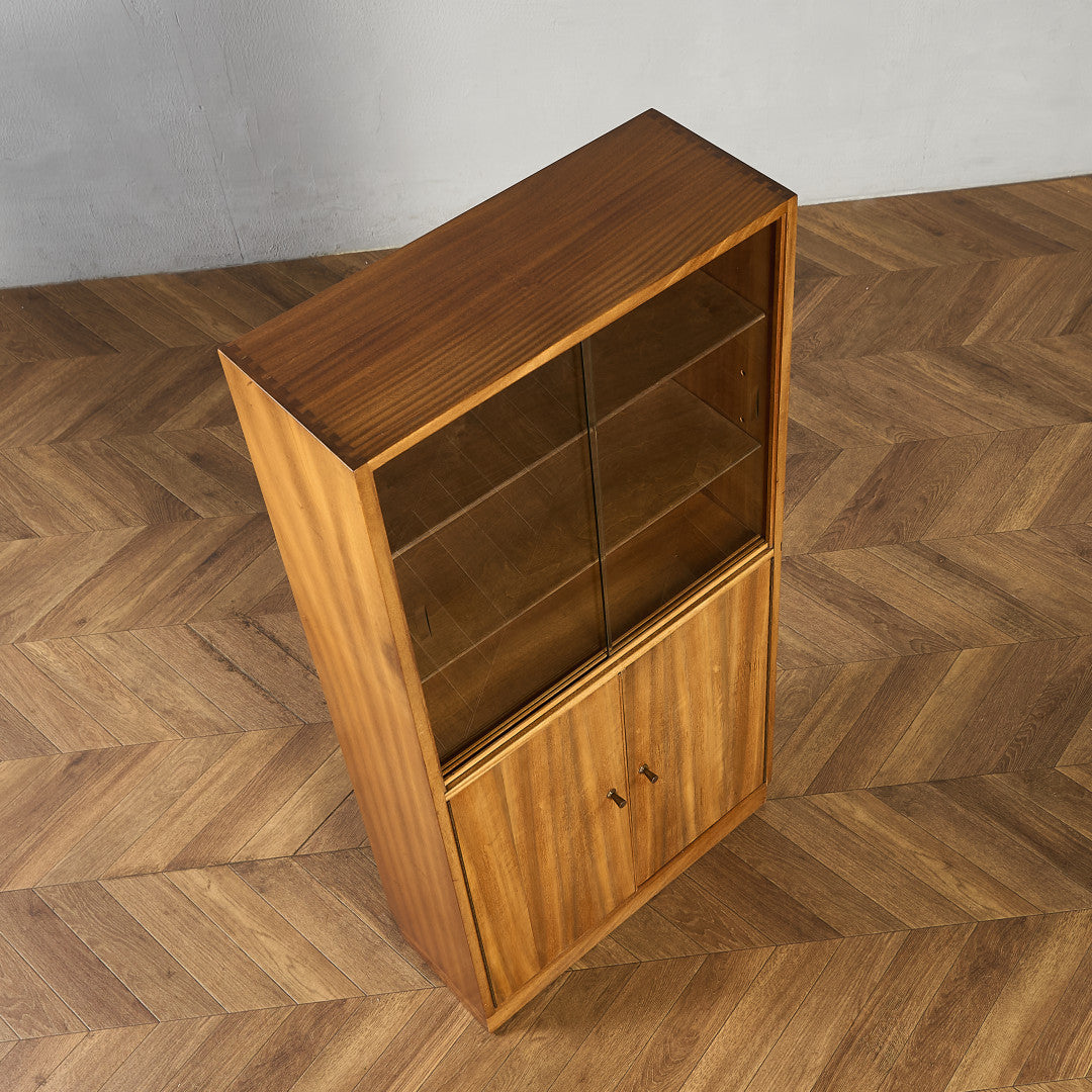 Cumbrae ヴィンテージ ナロー ガラス ブックケース 食器棚