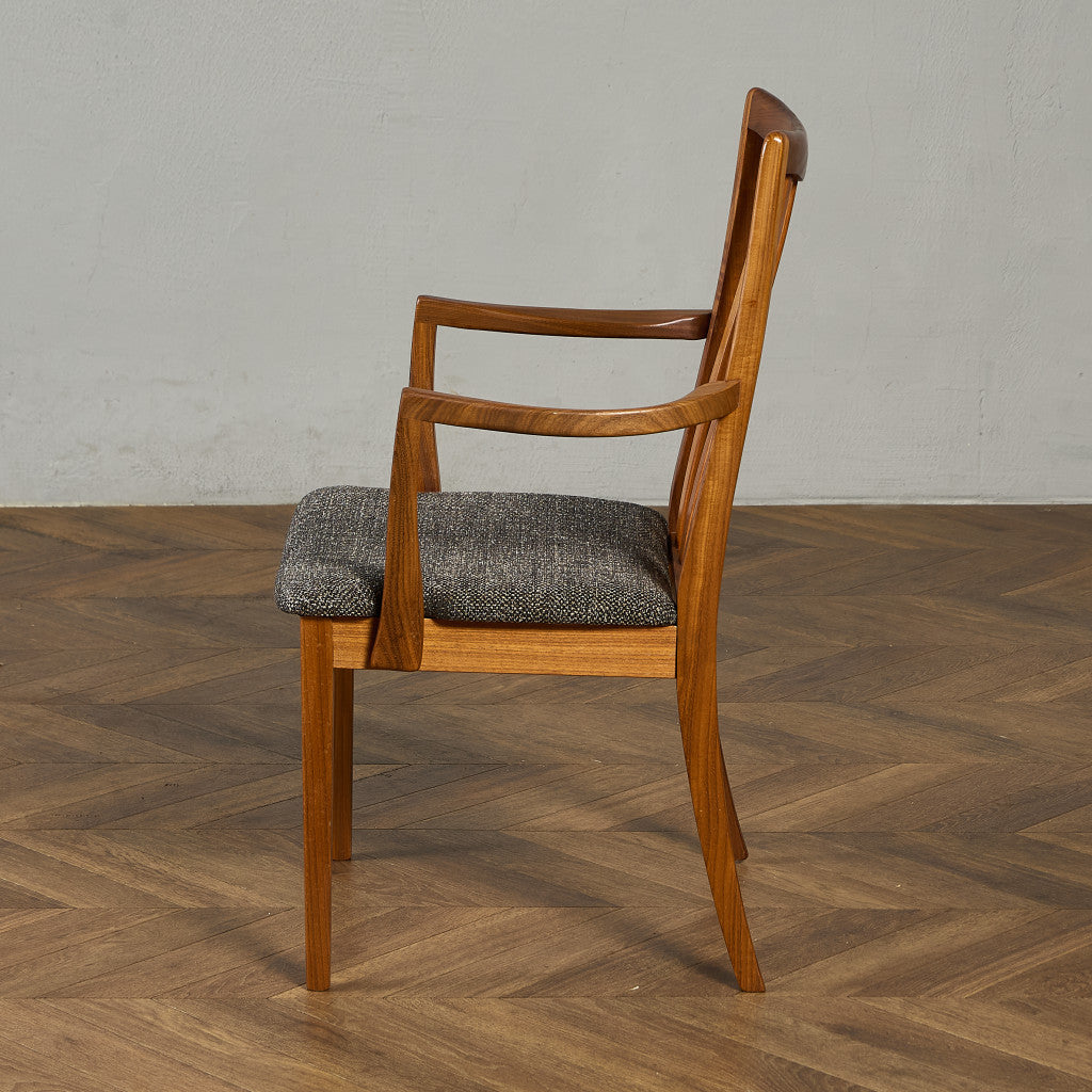 スラットバック アームチェア 座面張替え済み