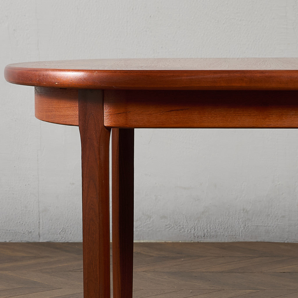 英国 ヴィンテージ オーバル ロング ダイニングテーブル