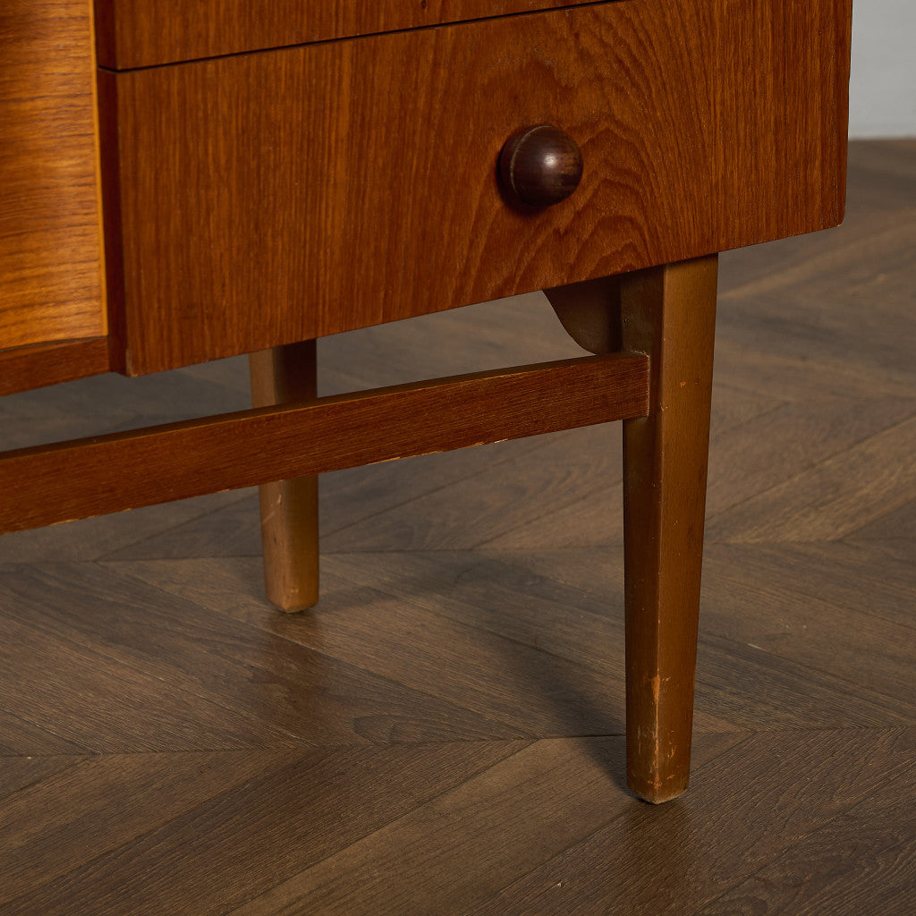 イギリス ヴィンテージ サイドボード