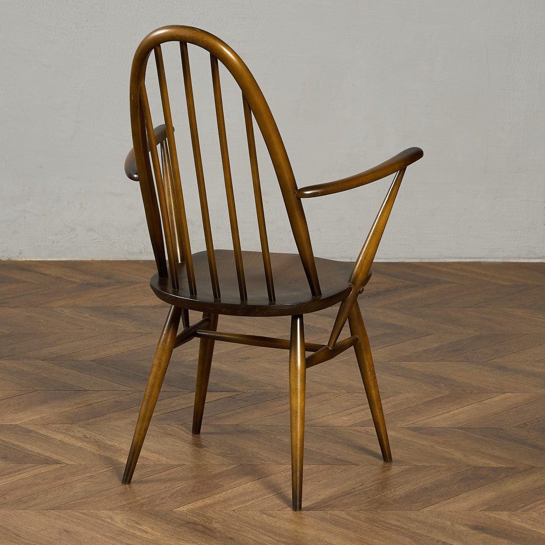 ヴィンテージ クエーカー アームチェア ラウンドゴールドラベル