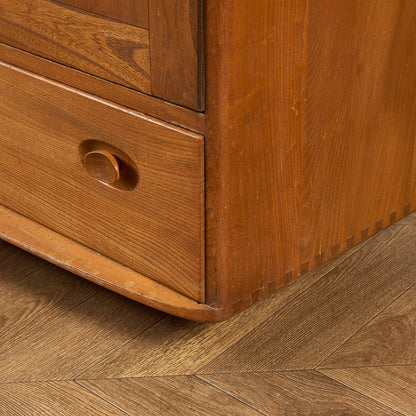 ウィンザー サイドボード