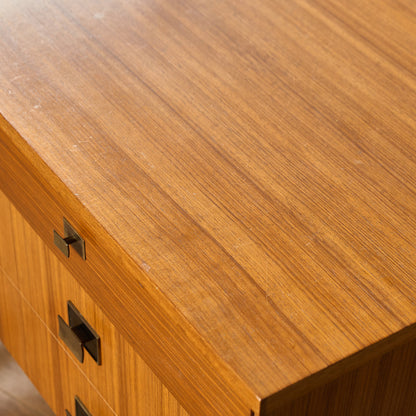 Limelight ヴィンテージ サイドボード