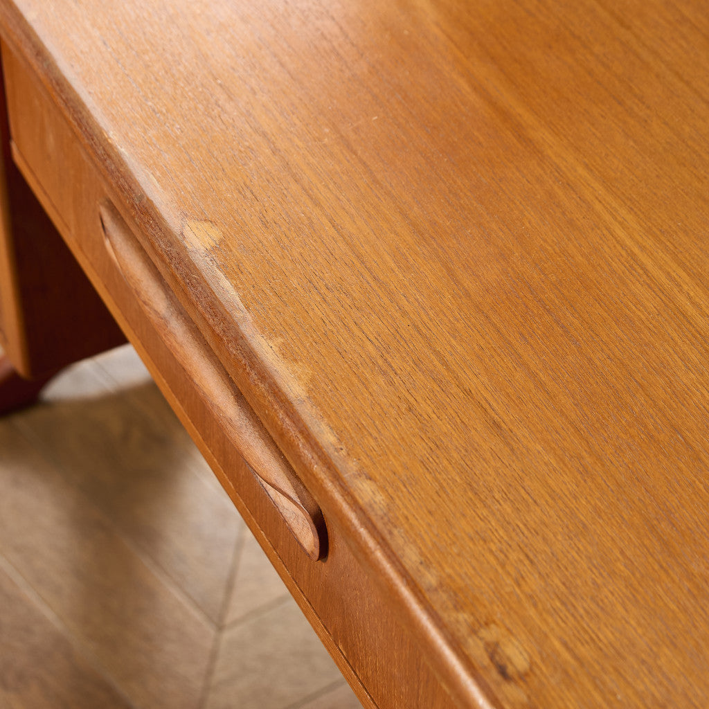 ニューフレスコ ドレッシングデスク (1986)