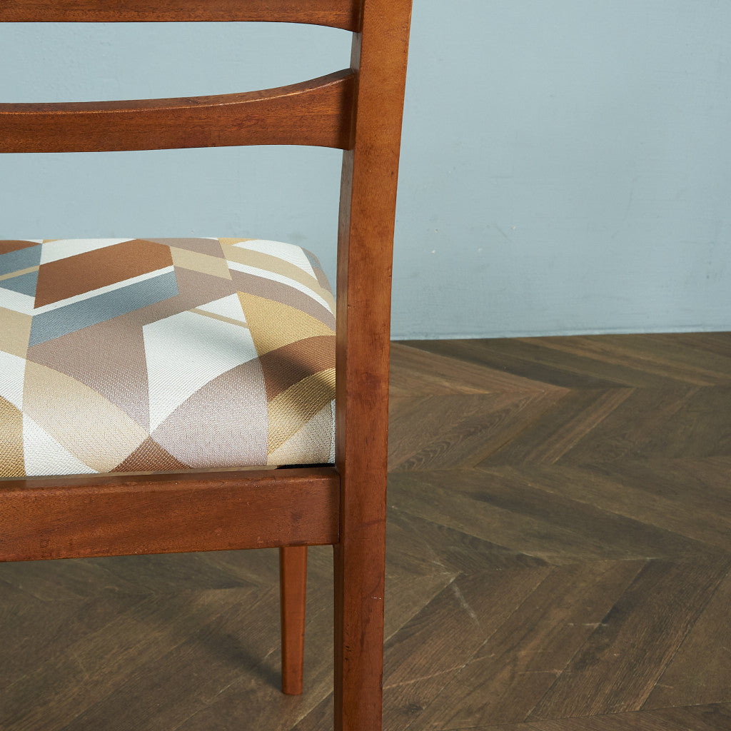 ヴィンテージ ダイニングチェア / 座面張替え済み (LUUM)