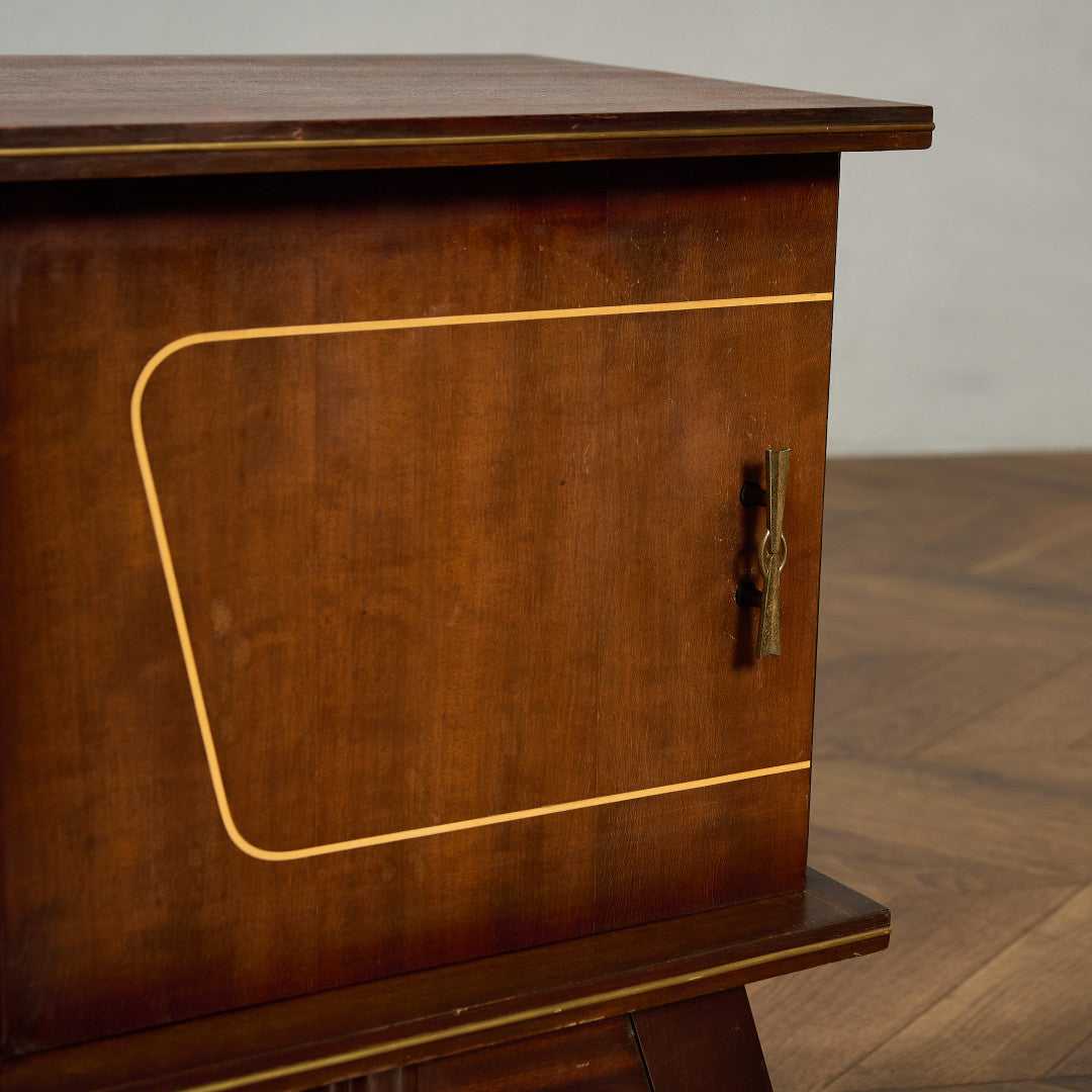 英国 ヴィンテージ サイドキャビネット