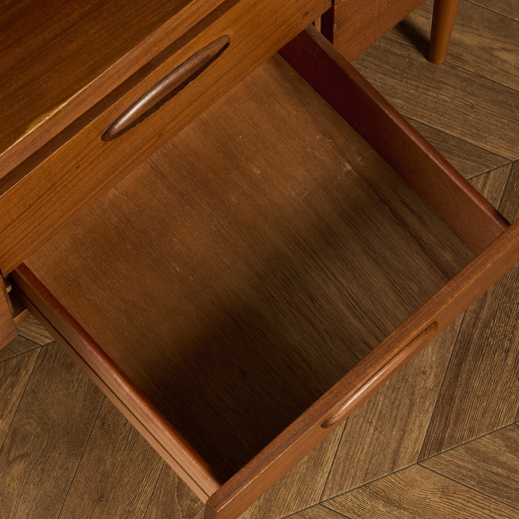 ホームウォージー ギャランティード ファニチャー Homeworthy guaranteed furniture ヴィンテージ サイドボード #89567