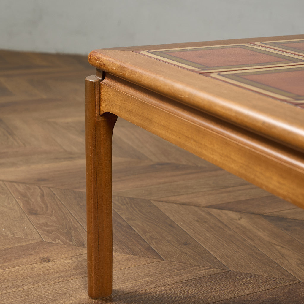 ヴィンテージ タイルトップ センターテーブル