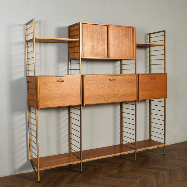 ウォールユニット