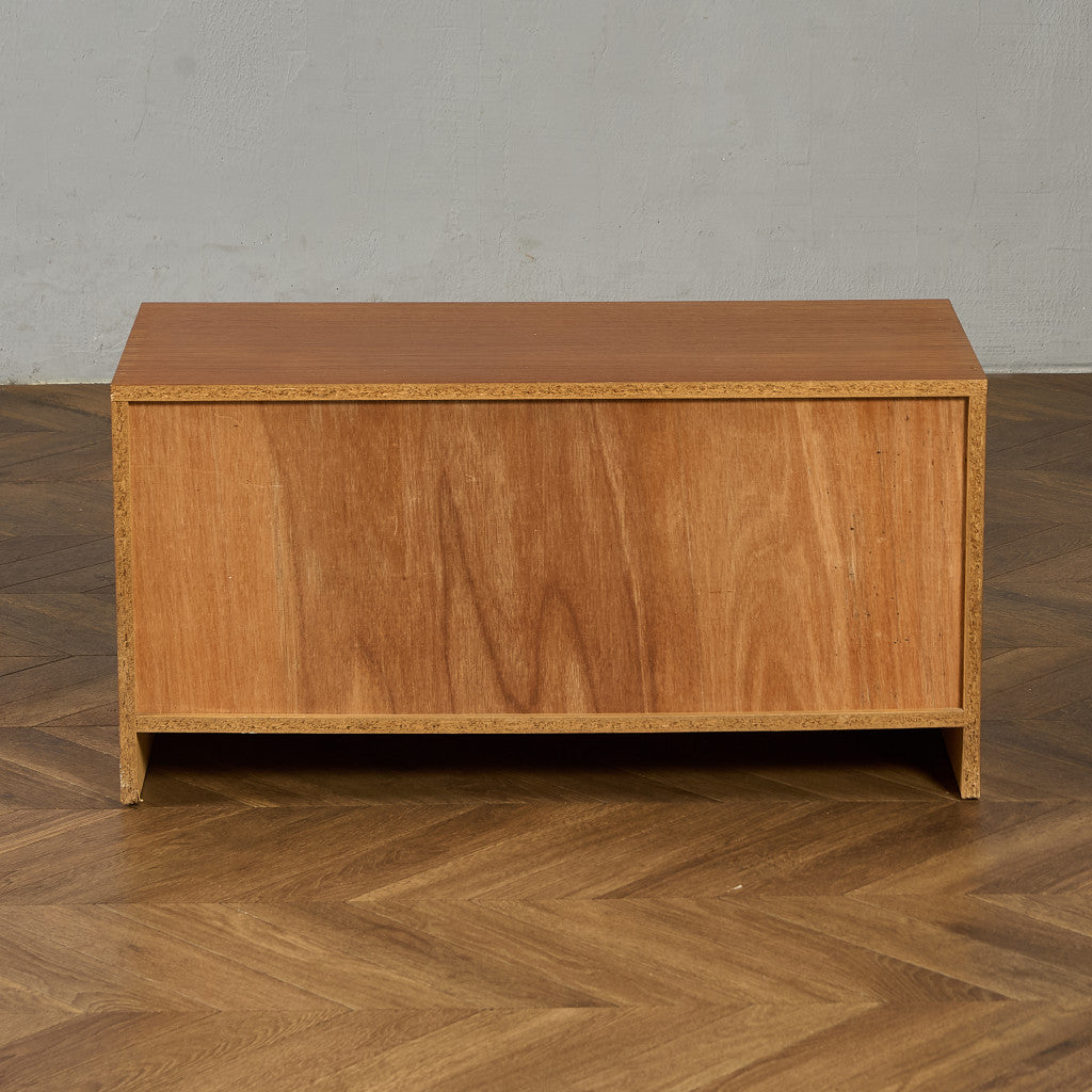 英国 ヴィンテージ キャビネット