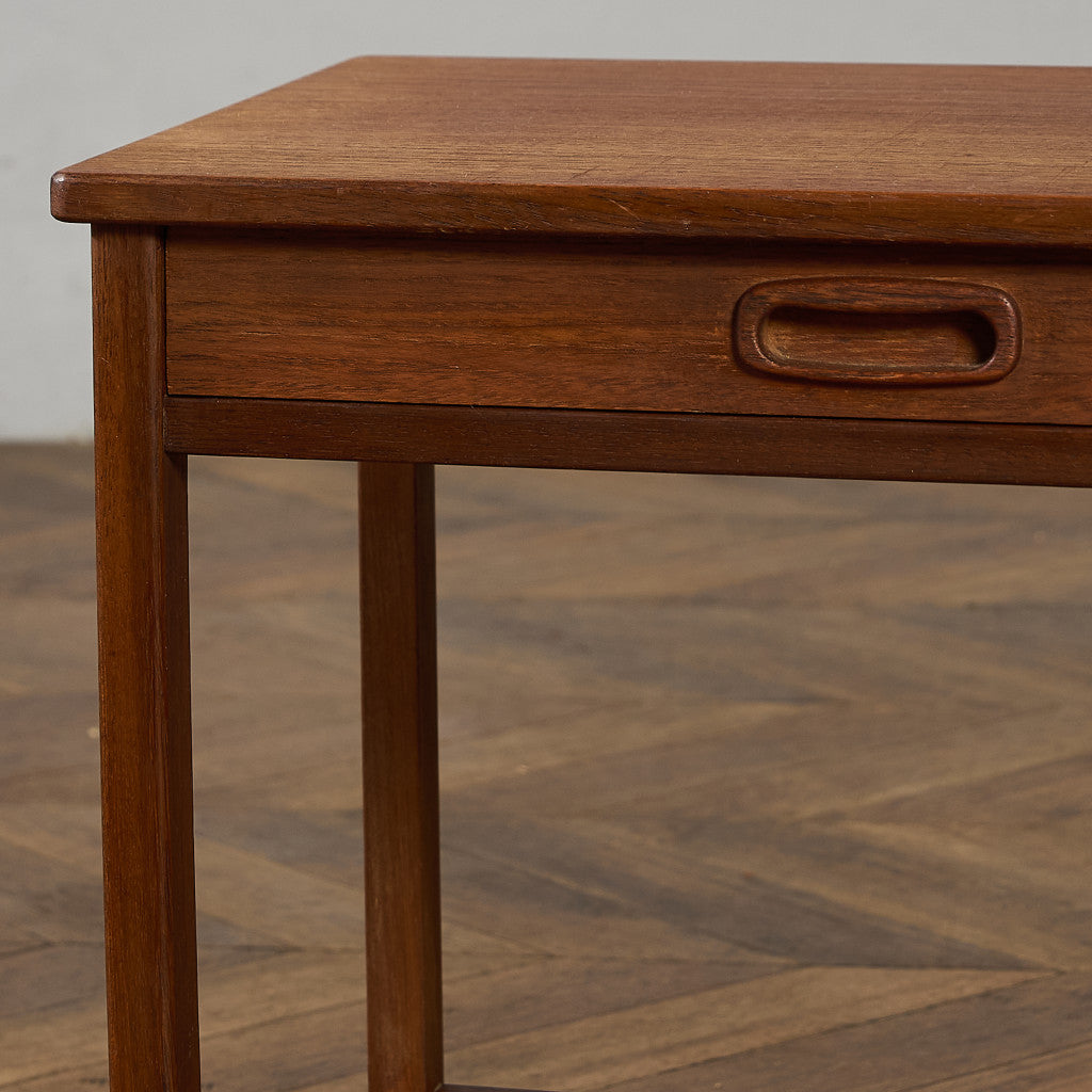 英国 ヴィンテージ ナイトスタンド サイドテーブル