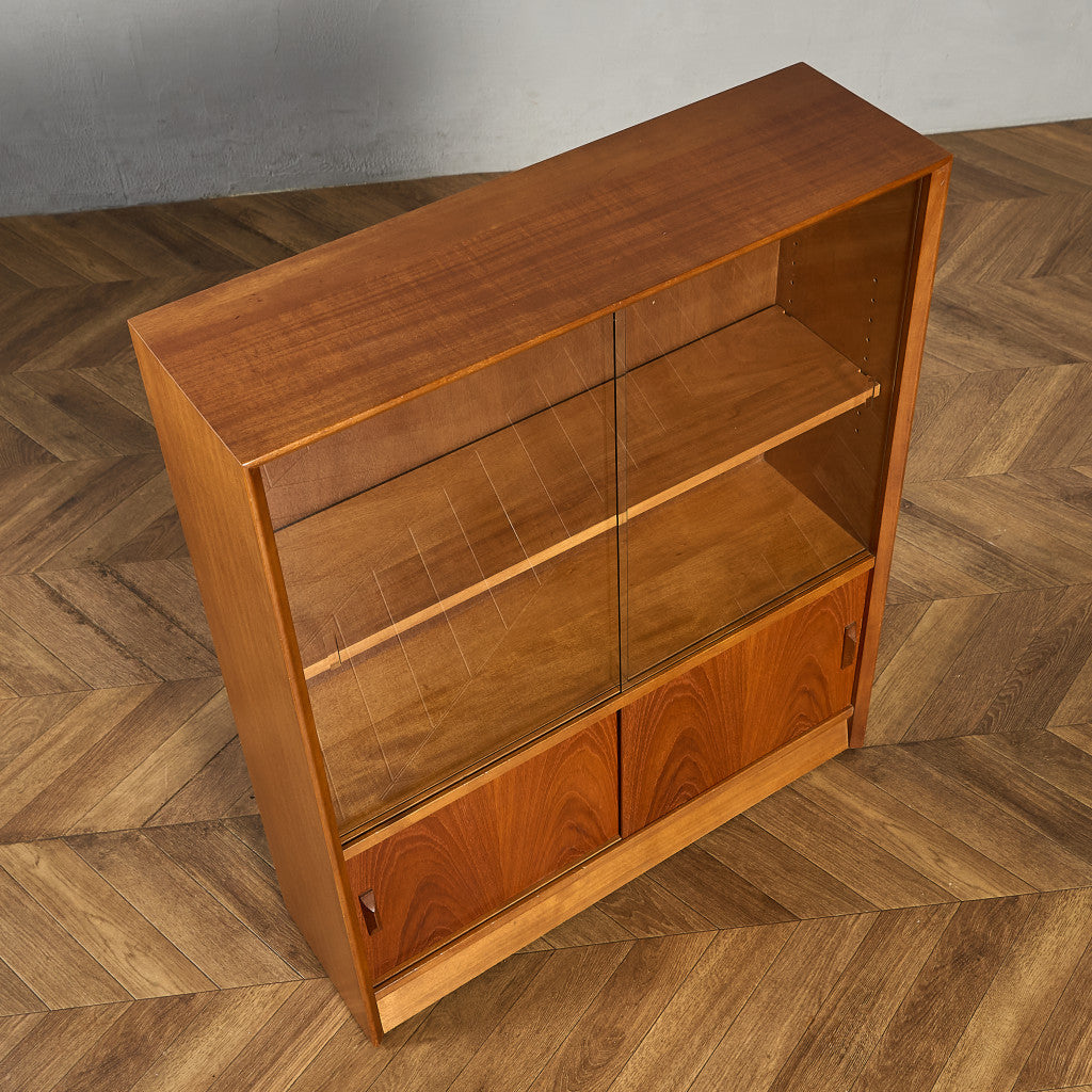 ヴィンテージ ガラスキャビネット